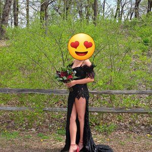 2023 Sherri Hill Prom Dress Size 6